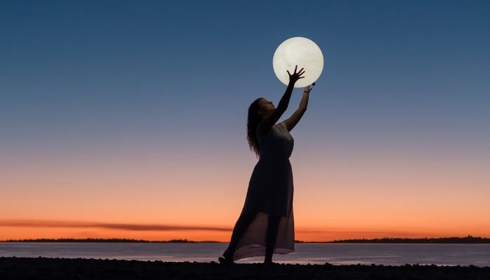 Tonight's Moon Spiritual Meaning